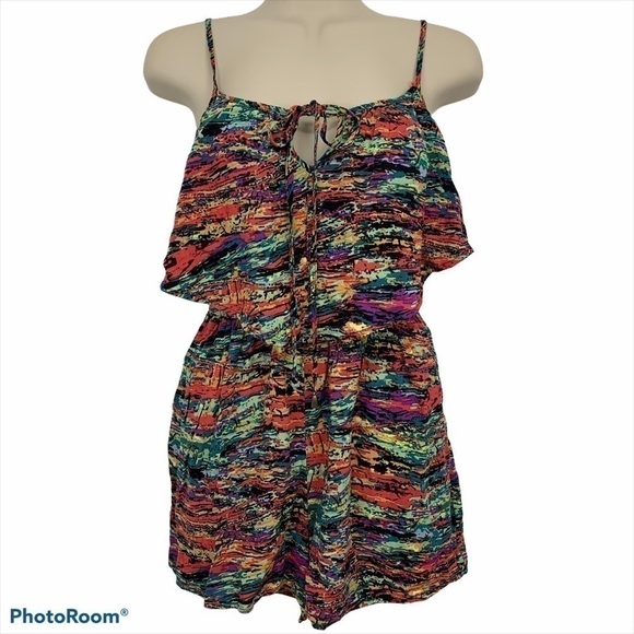 𝅺LOVE Fire Short Romper Size Small - Picture 1 of 9